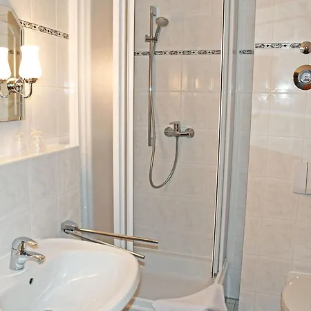 Appartementhaus Mit Balkon Im Ostseebad Hm-01-09