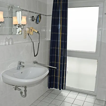 Appartementhaus Mit Balkon Im Ostseebad Hm-01-09 * Goehren (Ruegen)