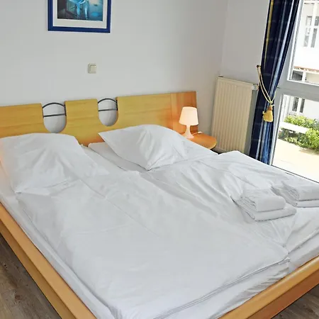 Appartementhaus Mit Balkon Im Ostseebad Hm-01-09 * Goehren (Ruegen)